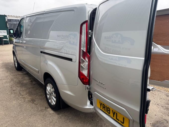2025 Ford Transit Custom