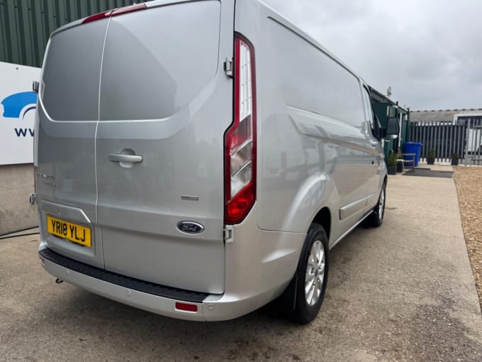 2025 Ford Transit Custom
