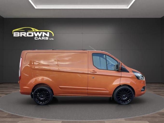 2025 Ford Transit Custom