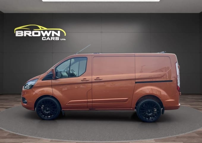 2025 Ford Transit Custom