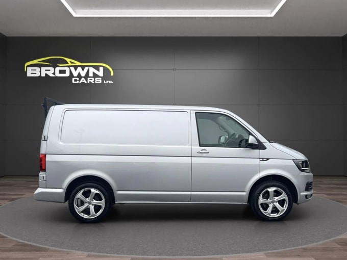 2025 Volkswagen Transporter