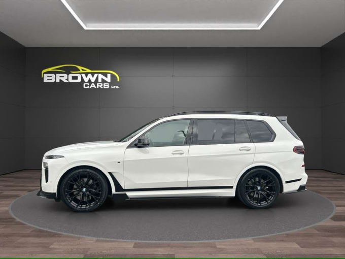 2025 BMW X7