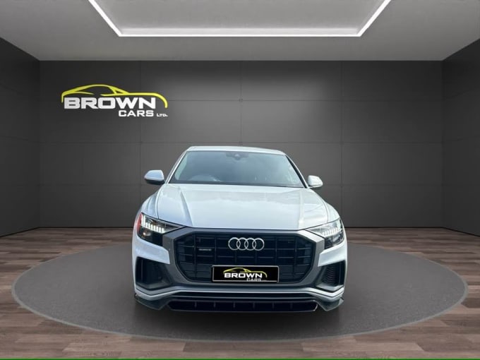 2025 Audi Q8