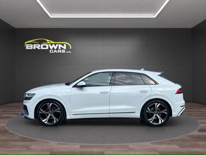2025 Audi Q8