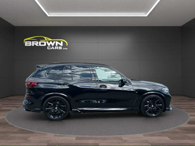 2025 BMW X5