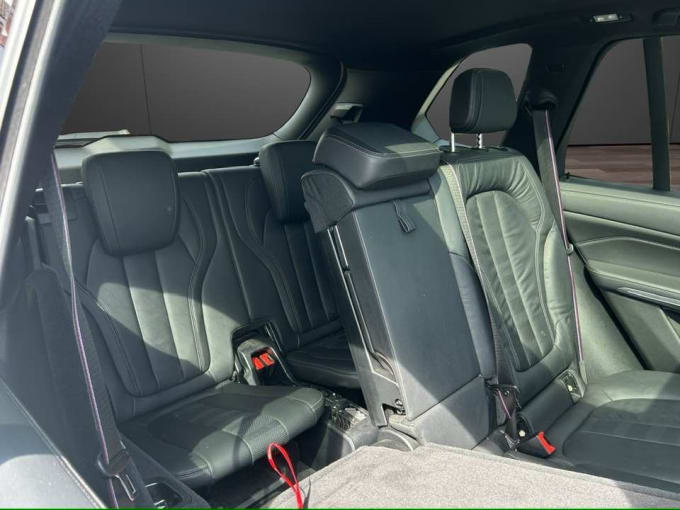 2025 BMW X5