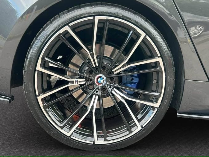 2025 BMW 5 Series