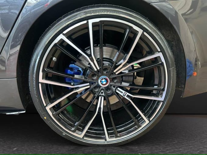 2025 BMW 5 Series