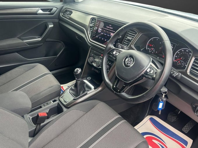 2025 Volkswagen T-roc
