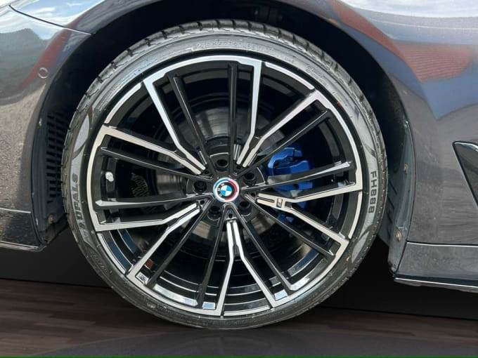 2025 BMW 5 Series