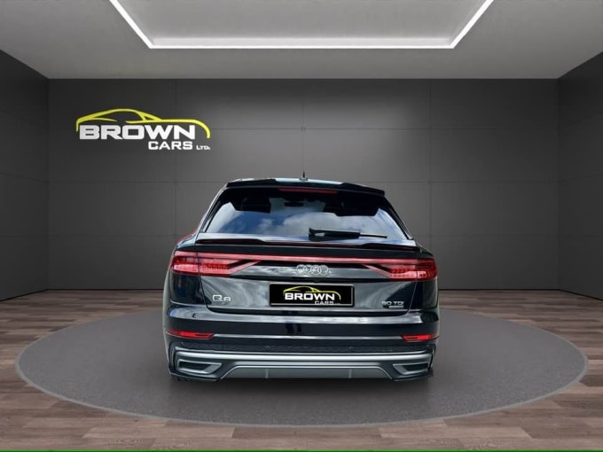 2025 Audi Q8