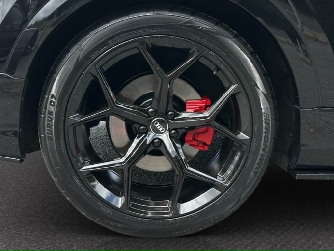 2025 Audi Q8