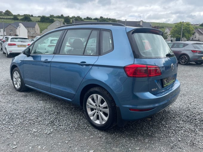2025 Volkswagen Golf Sv