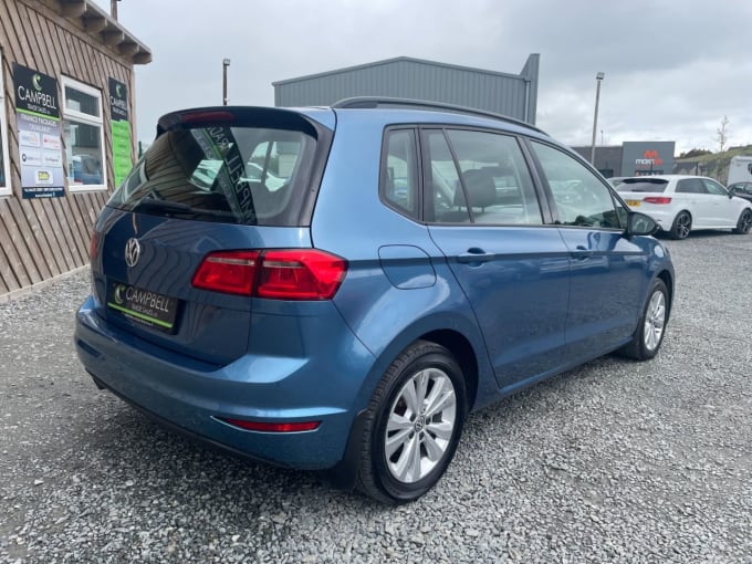 2025 Volkswagen Golf Sv