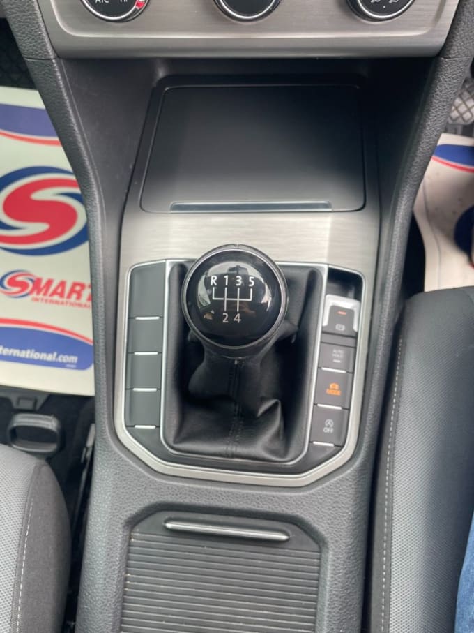 2025 Volkswagen Golf Sv