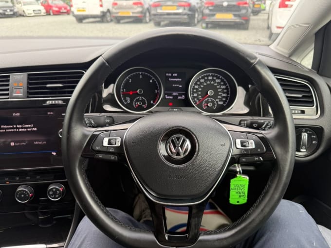 2025 Volkswagen Golf