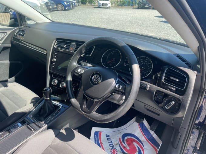 2025 Volkswagen Golf