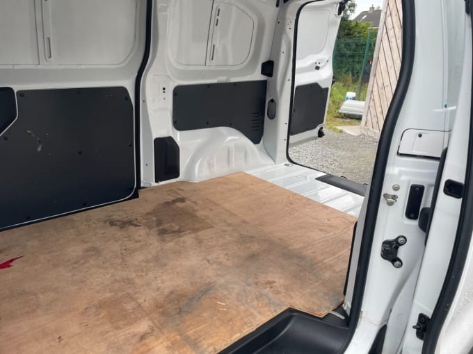 2025 Vauxhall Vivaro
