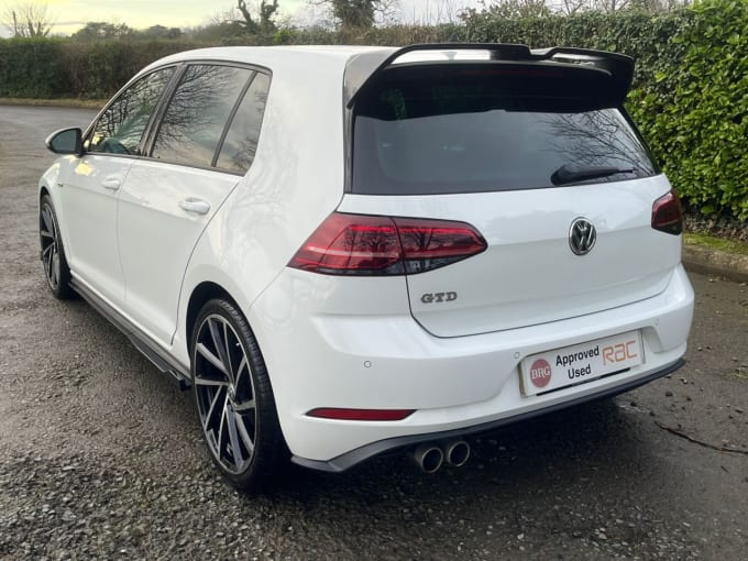 2017 Volkswagen Golf