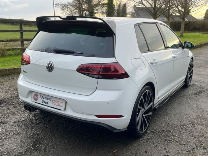 2017 Volkswagen Golf