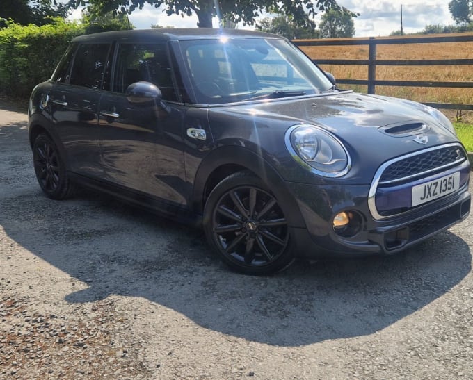 2024 Mini Hatch Cooper