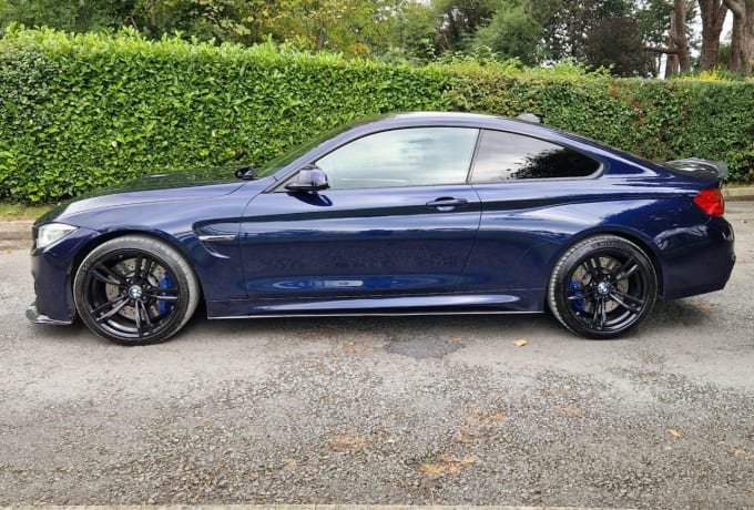 2025 BMW M4