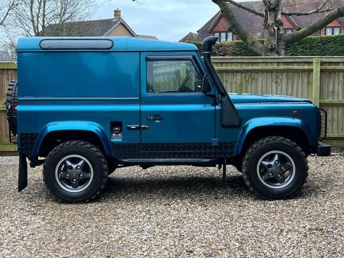 2025 Land Rover Defender