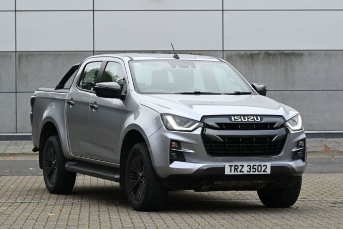 2025 Isuzu D-max