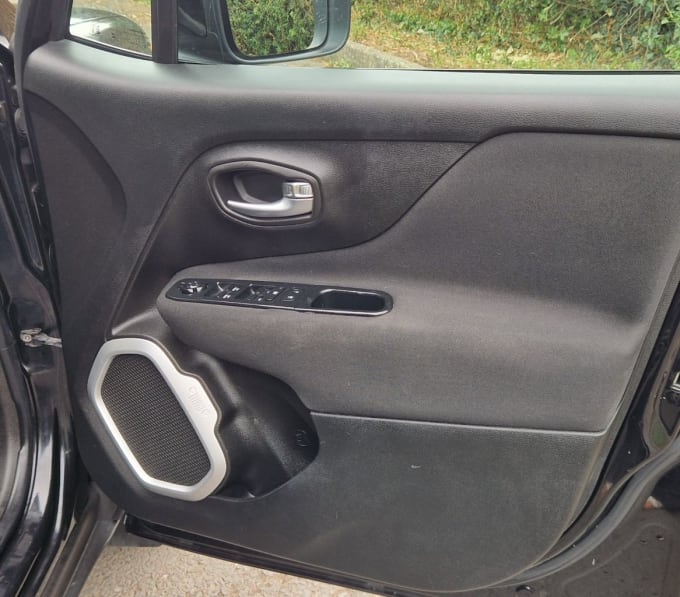 2025 Jeep Renegade