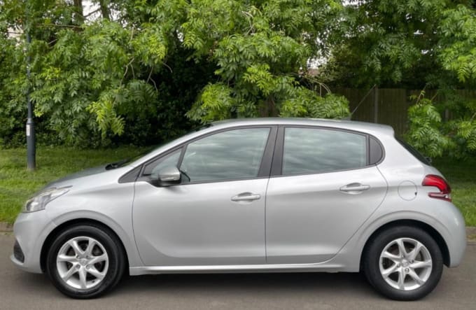 2025 Peugeot 208