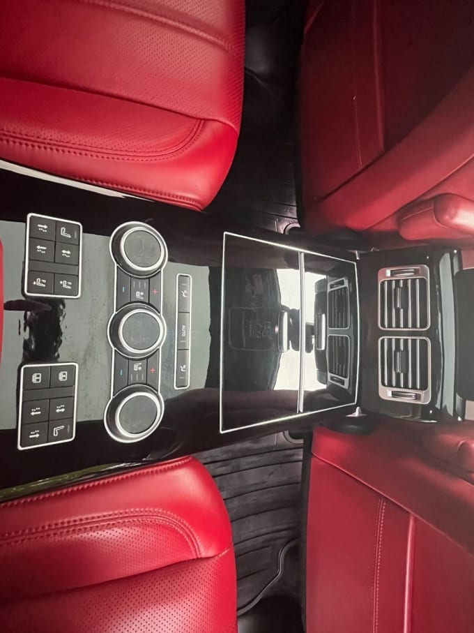 2025 Land Rover Range Rover