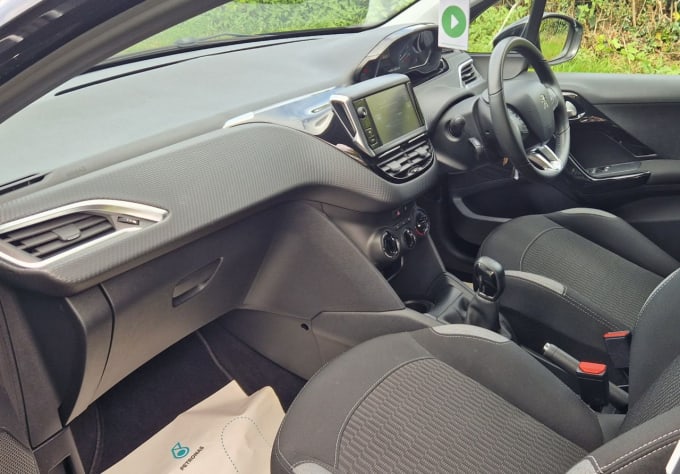 2025 Peugeot 208