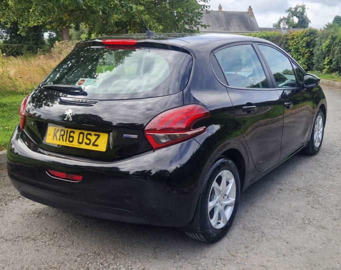 2025 Peugeot 208