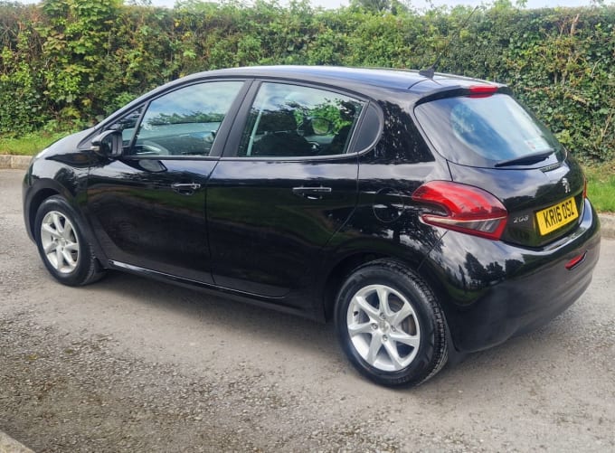 2025 Peugeot 208