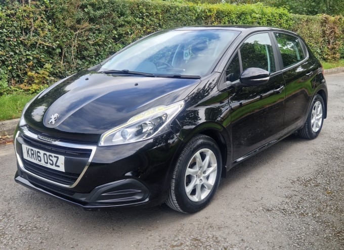 2025 Peugeot 208