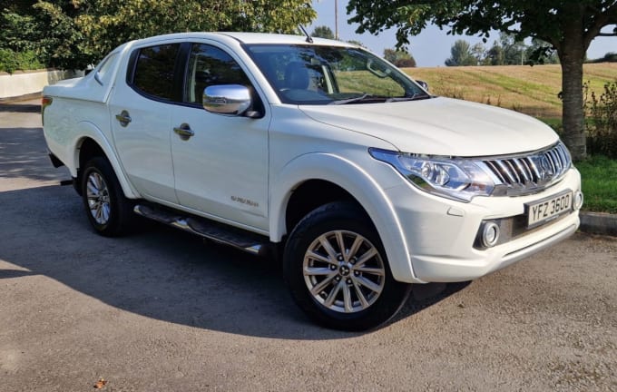 2025 Mitsubishi L200
