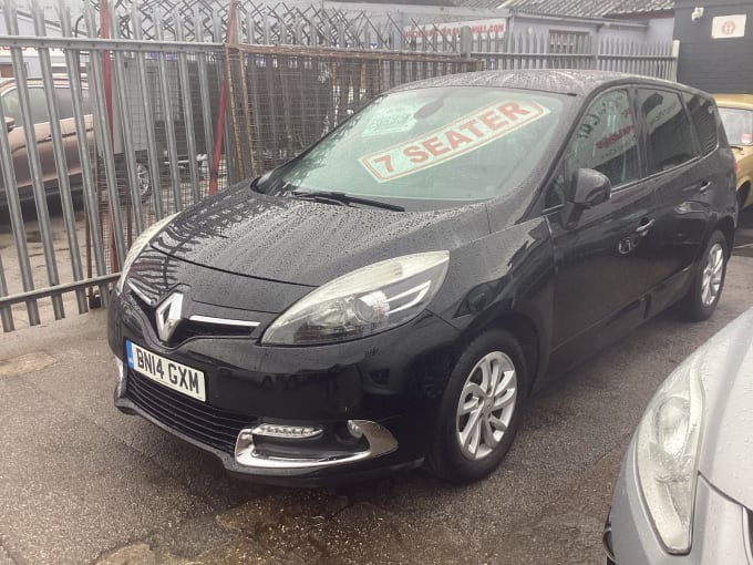 2014 Renault Scenic