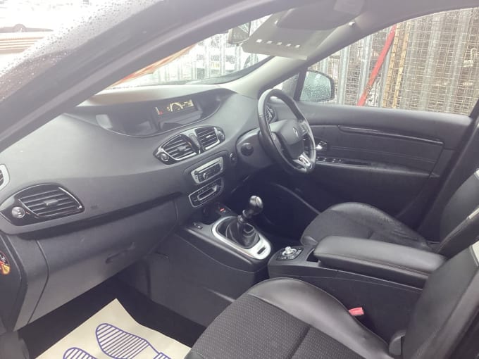 2014 Renault Scenic