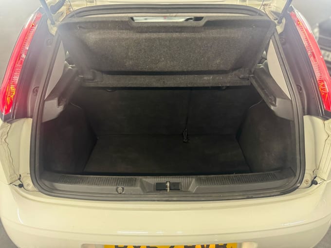 2012 Fiat Punto