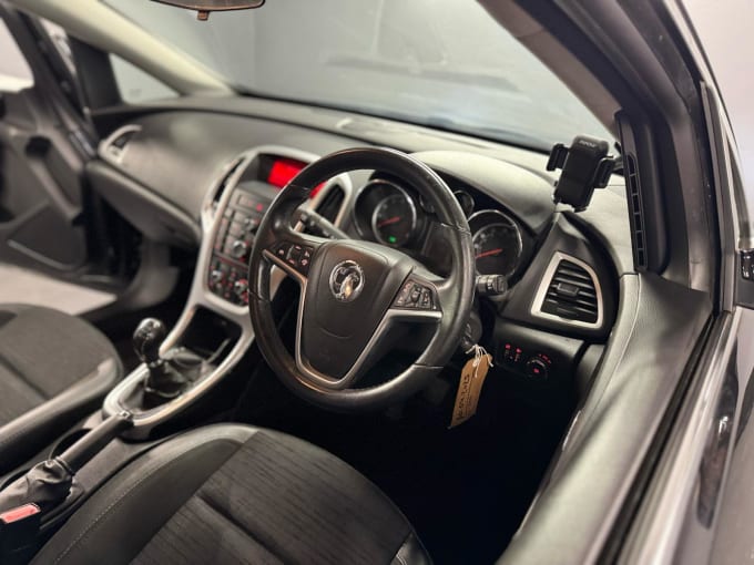 2015 Vauxhall Astra