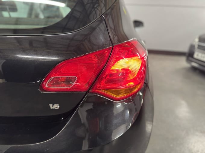 2015 Vauxhall Astra
