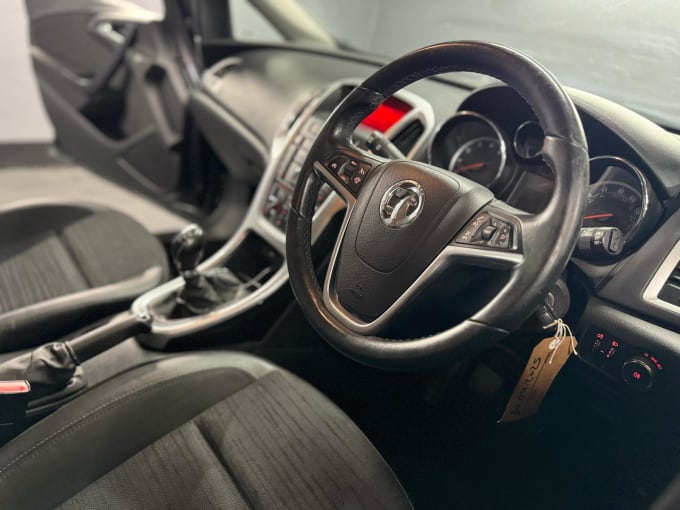 2015 Vauxhall Astra