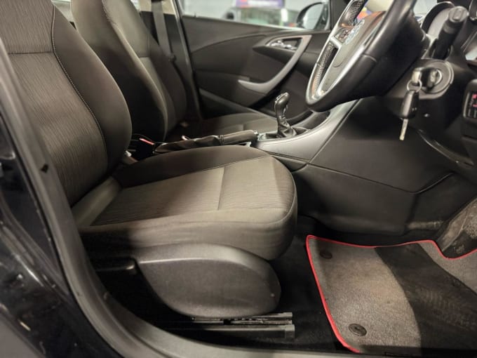 2013 Vauxhall Astra