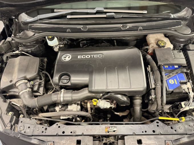 2013 Vauxhall Astra