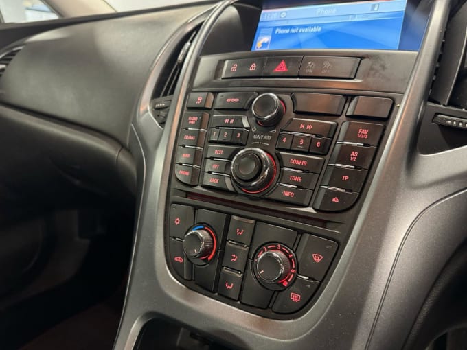 2013 Vauxhall Astra