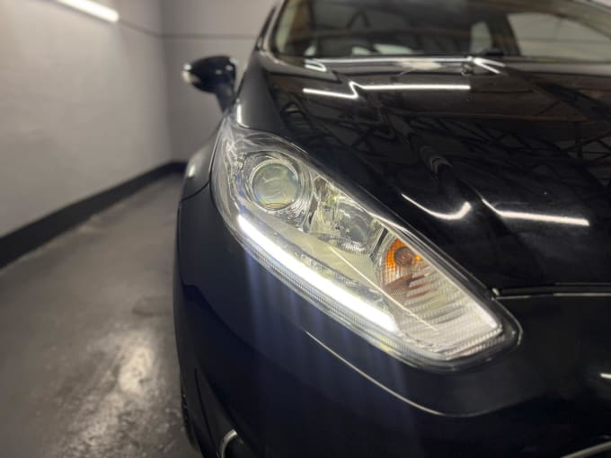 2015 Ford Fiesta