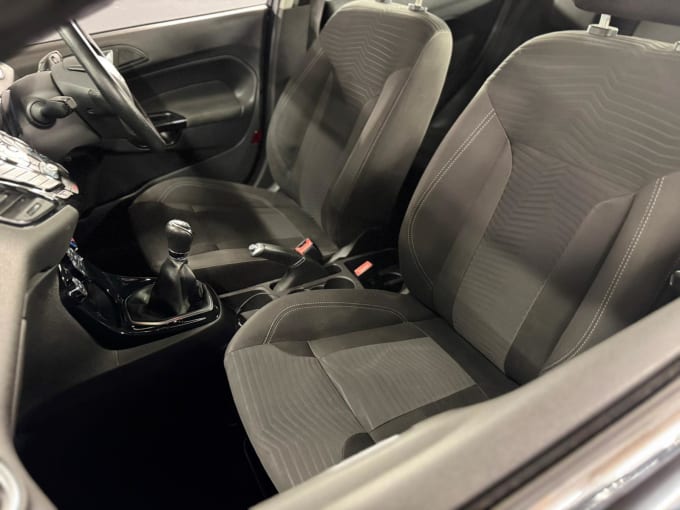 2015 Ford Fiesta
