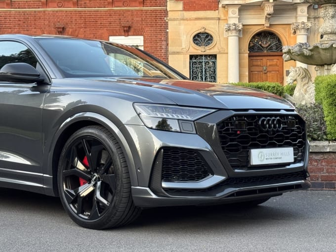 2020 Audi Rsq8