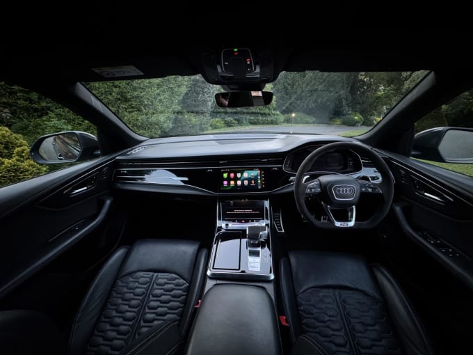 2020 Audi Rsq8