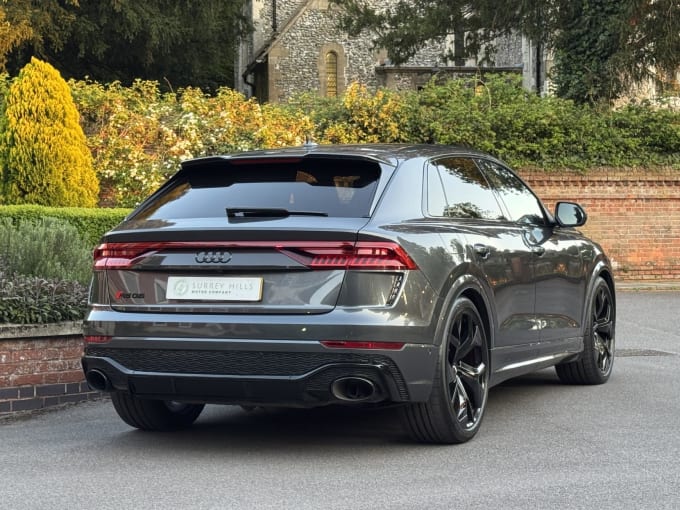 2020 Audi Rsq8